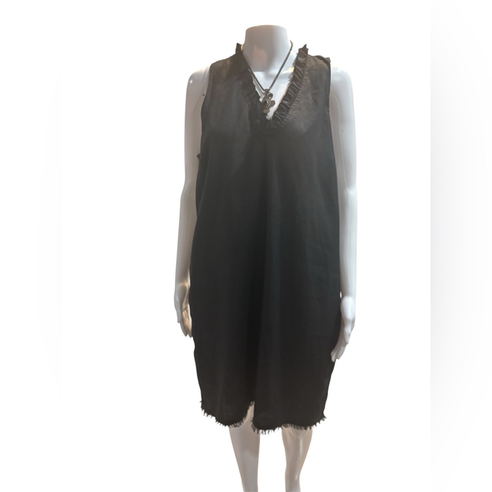 Tommy Bahama Black Sleeveless V-Neck Shift Dress
